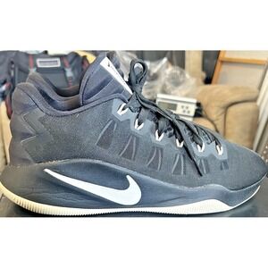 Nike Zoom HyperDunk 2016 Basketball Shoes Black/White Men's Size 11 lightweight